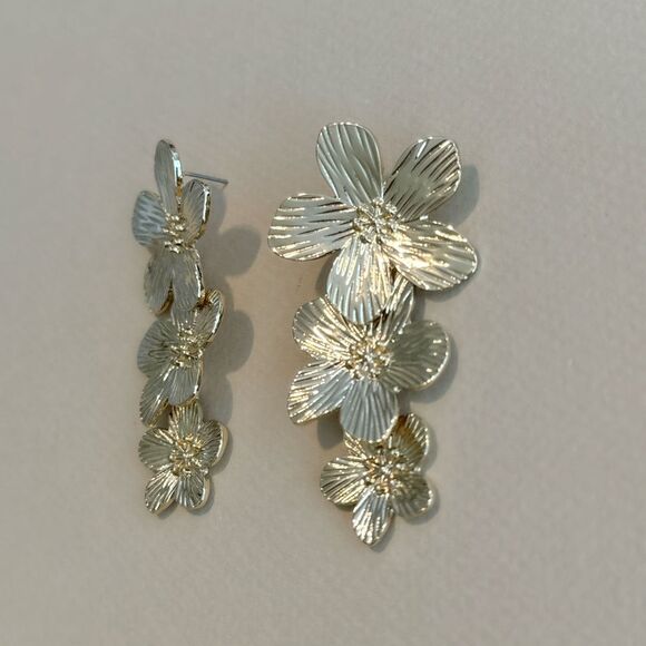 Flower drop earrings N1131 - Picture 3 of 4